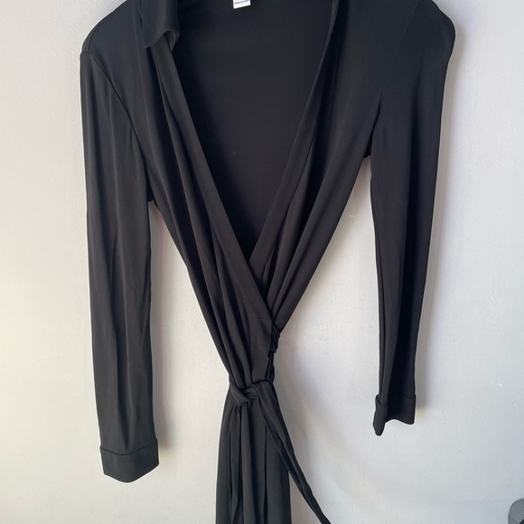 Diane Von Furstenberg Black Wrap Dress - Picture 4 of 6
